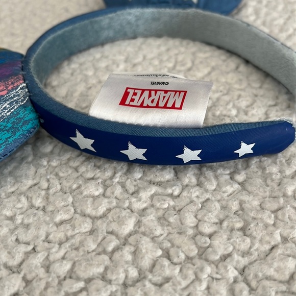 America Chavez Ear Headband for Adults – Marvel Pride Collection 🔴🟠 - Picture 3 of 4